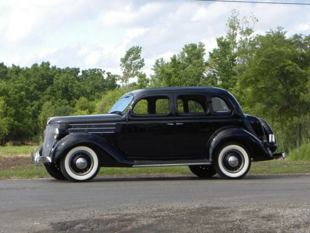 1936 Black Ford Model 68 Sedan