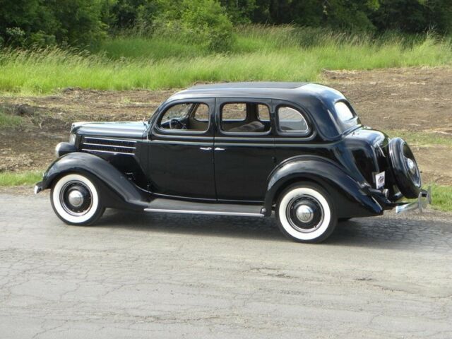 1936 Black Ford Model 68 Sedan