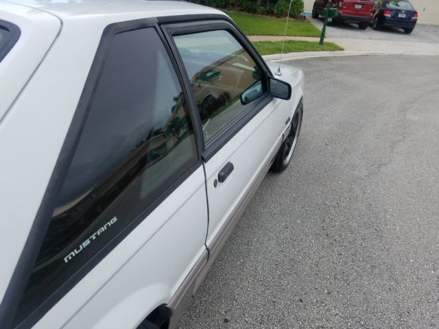 1991 White Ford Mustang Hatchback