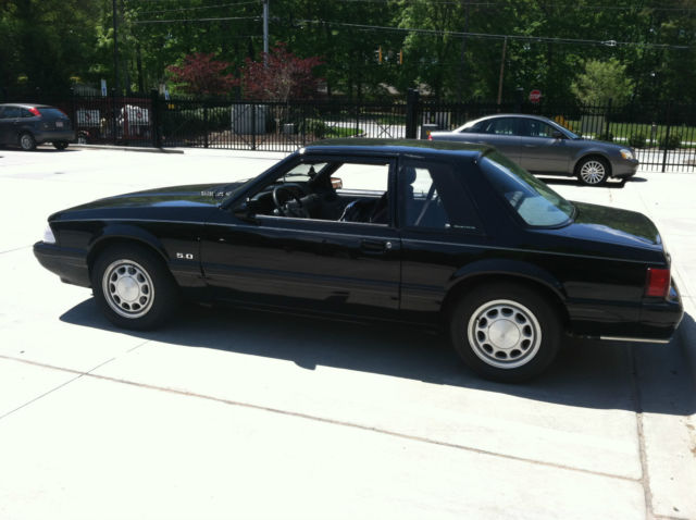1988 Black Ford Mustang Coupe