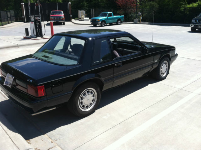 1988 Black Ford Mustang Coupe