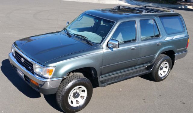 1993 Green Toyota 4Runner SUV