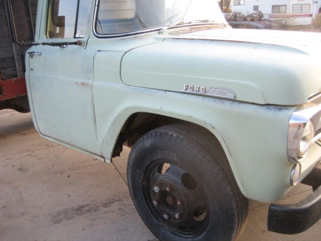 1957 Green Ford F600 TRUCK F600