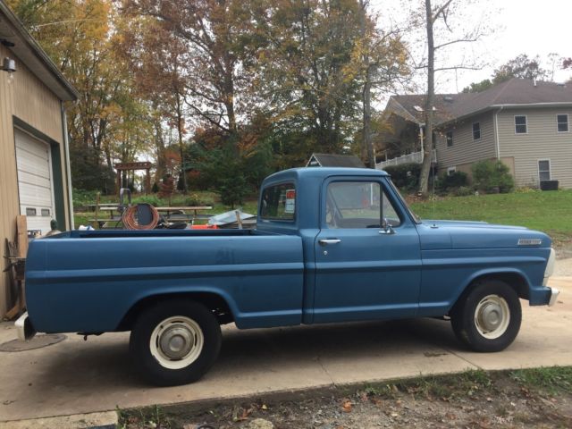 1967 Ford F-100