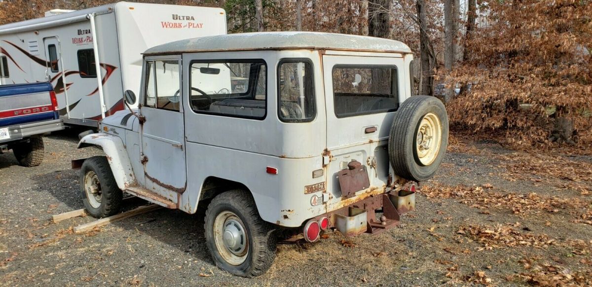 1971 Gray Toyota FJ Cruiser