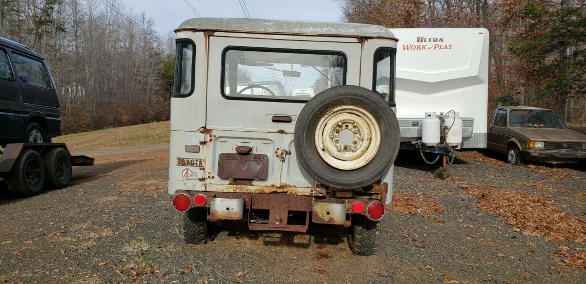 1971 Gray Toyota FJ Cruiser