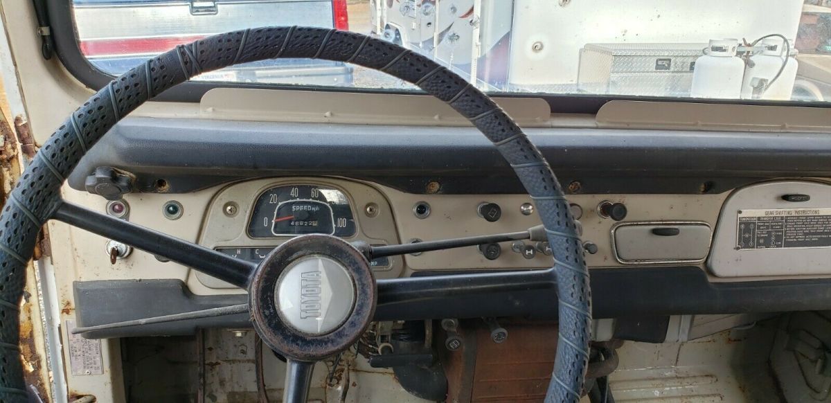 1971 Gray Toyota FJ Cruiser