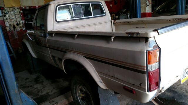 1982 Tan Toyota Pickup