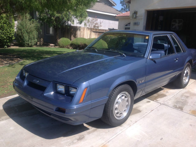 1986 Blue Ford Mustang Notchback