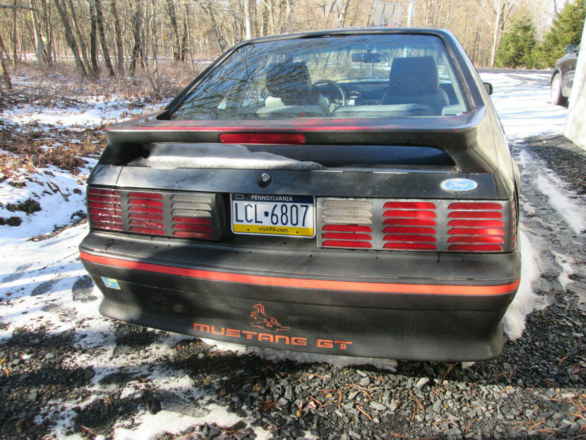 1987 Black Ford Mustang Hatchback
