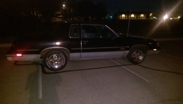 19870000 Black Oldsmobile 442 Coupe