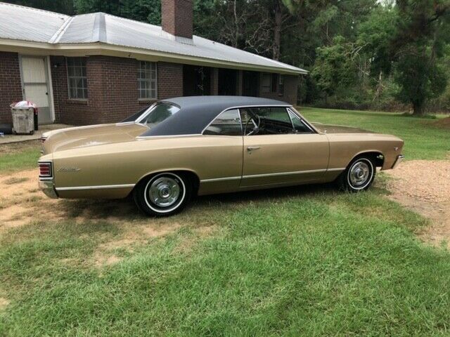 1967 Gold Chevrolet Chevelle 2dr hardtop