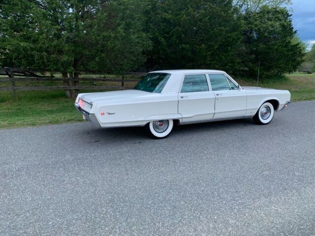 1968 White Chrysler Newport Hardtop