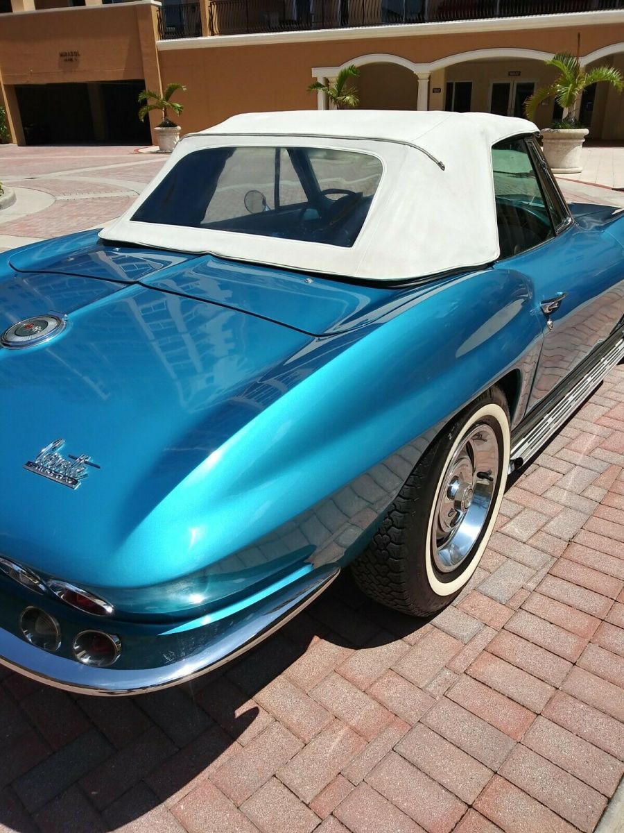 1966 Nassau blue Chevrolet Corvette Coupe