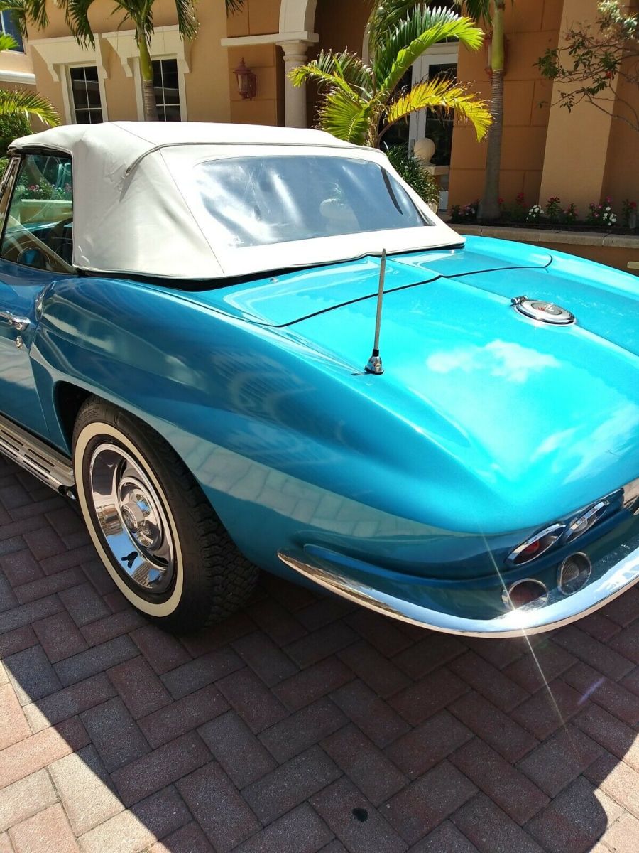 1966 Nassau blue Chevrolet Corvette Coupe
