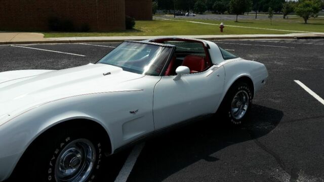 1979 White Chevrolet Corvette C3