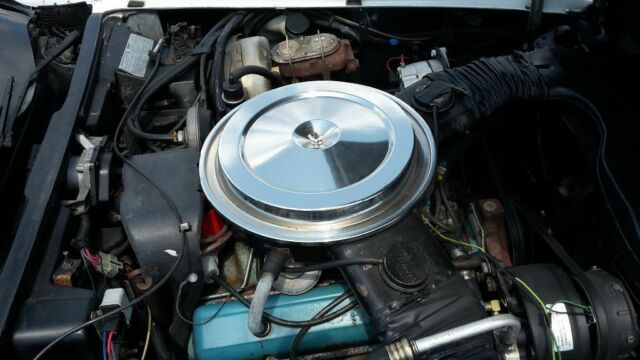 1979 White Chevrolet Corvette C3