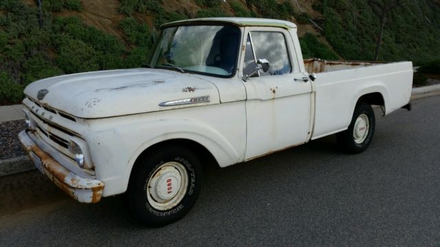 1962 White Ford F-100 Standard Cab Pickup