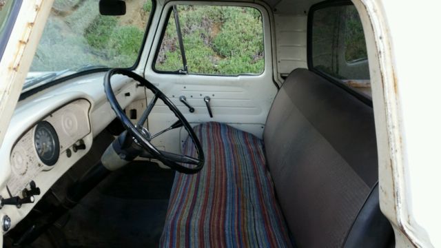1962 White Ford F-100 Standard Cab Pickup