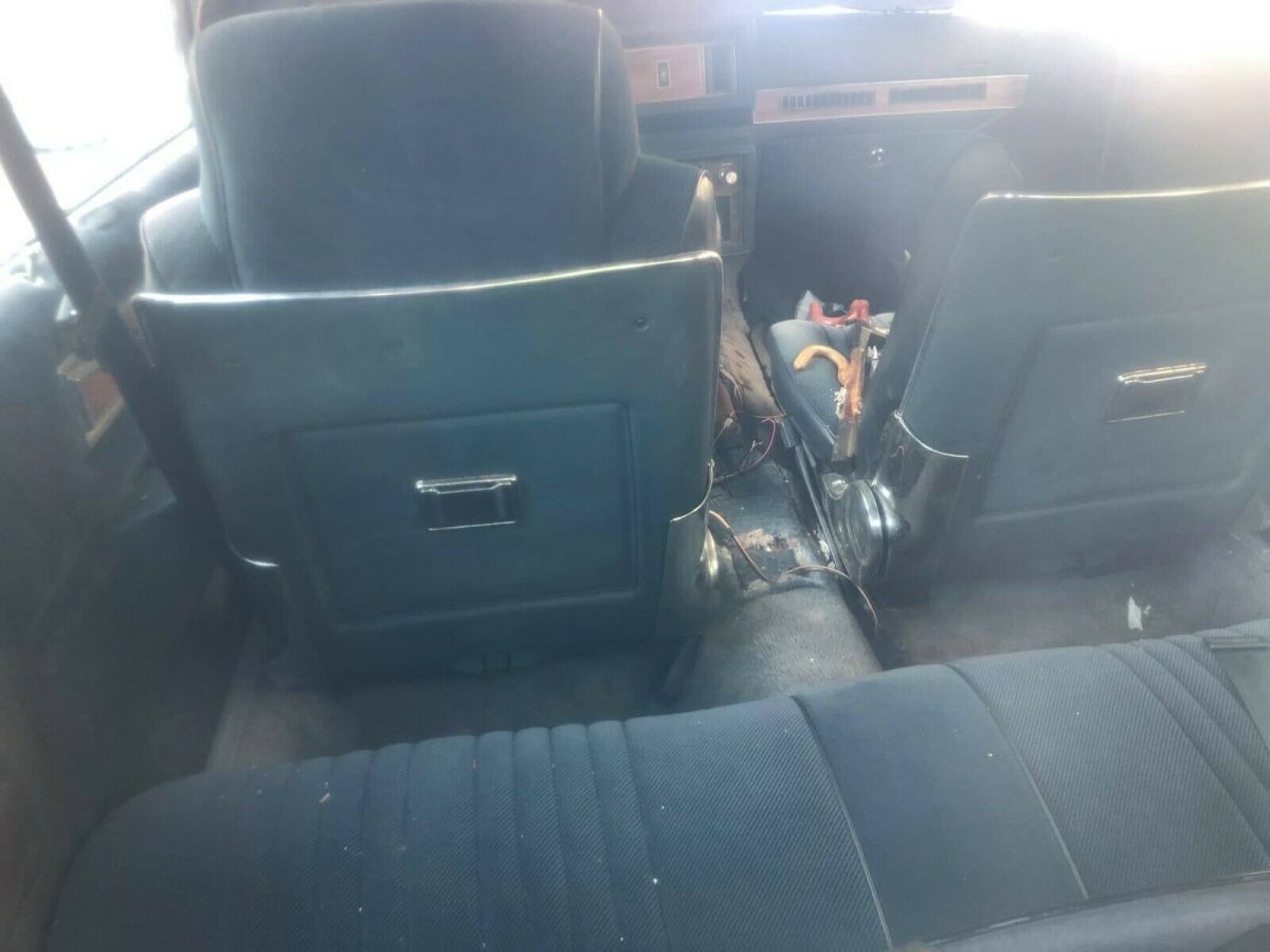 1986 Blue Oldsmobile 442 Coupe