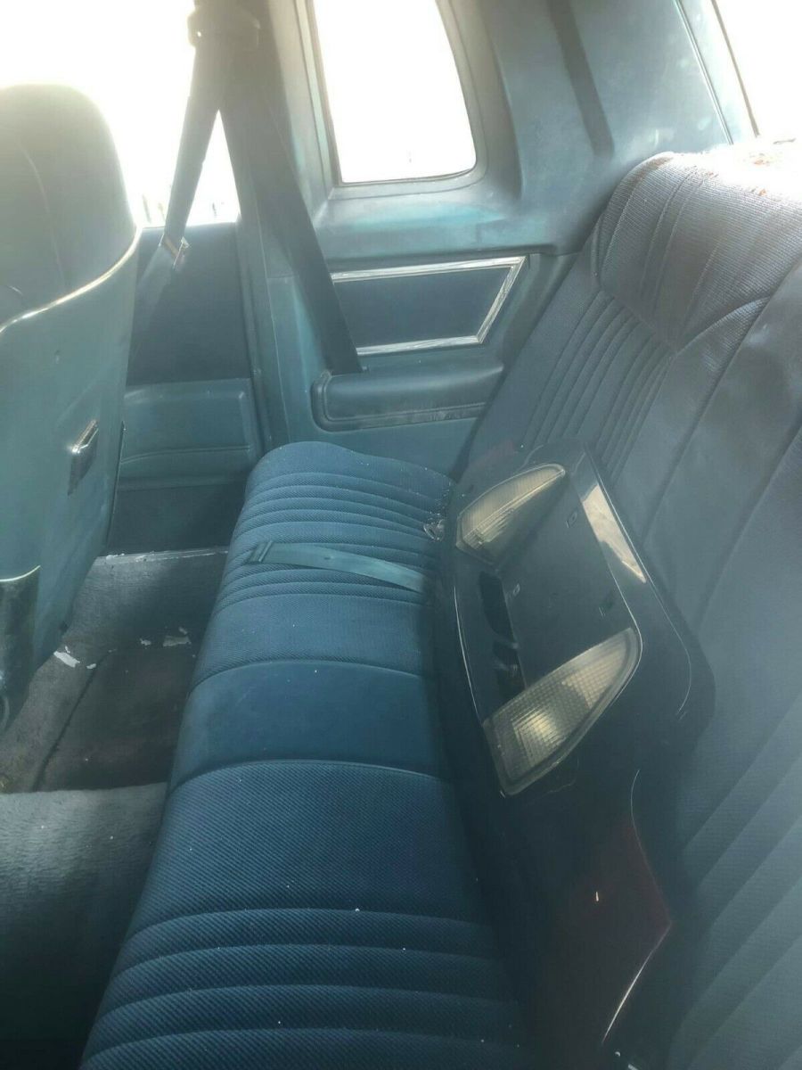 1986 Blue Oldsmobile 442 Coupe