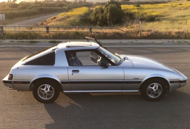 1983 Silver Mazda RX-7 Coupe