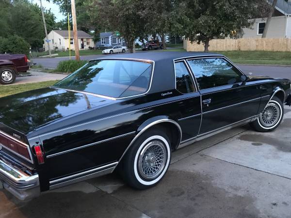 1977 Chevrolet Capriceold Coupe