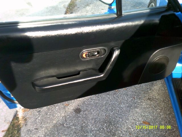 1992 Blue Mazda MX-5 Miata Convertible