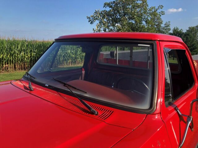 1985 Red Dodge Power Wagon Standard Cab Pickup