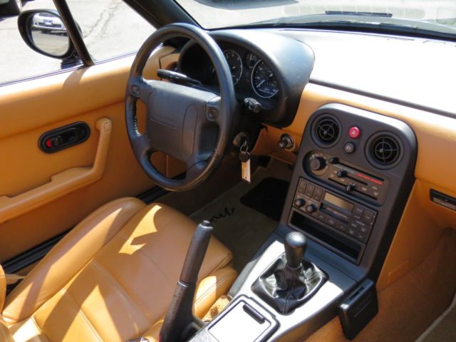 1993 Black Mazda MX-5 Miata Convertible