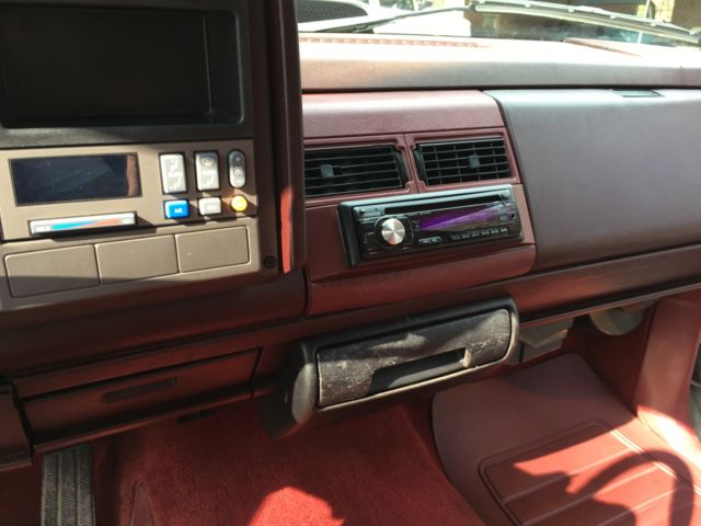 1992 White with red bottom Chevrolet Silverado 1500 Standard Cab Pickup