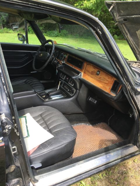 1976 Green Jaguar XJ12 Sedan