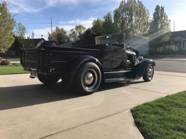 1929 Black/Black cherry Ford Model A