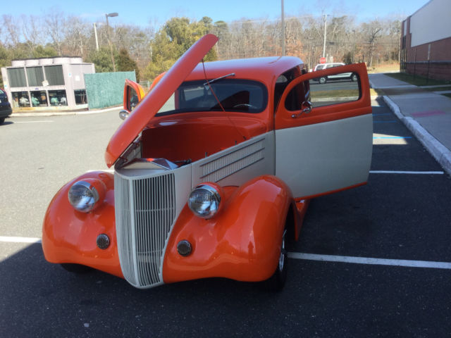 1936 ORANGE AND WHITE Ford ford slantback Coupe
