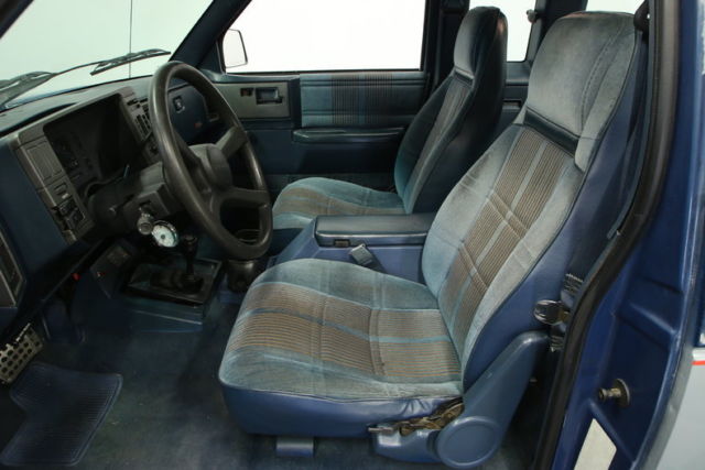 1992 Blue Chevrolet S-10 Pickup (Truck)