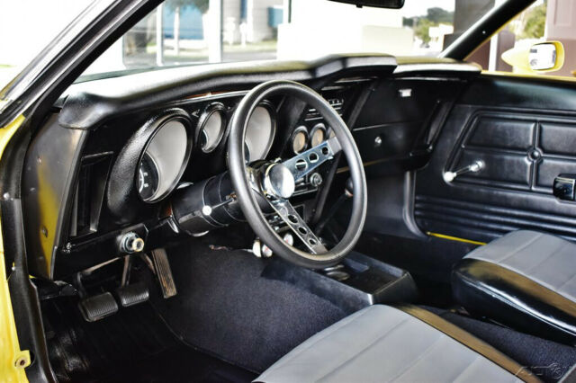 1973 Yellow Ford Mustang Coupe