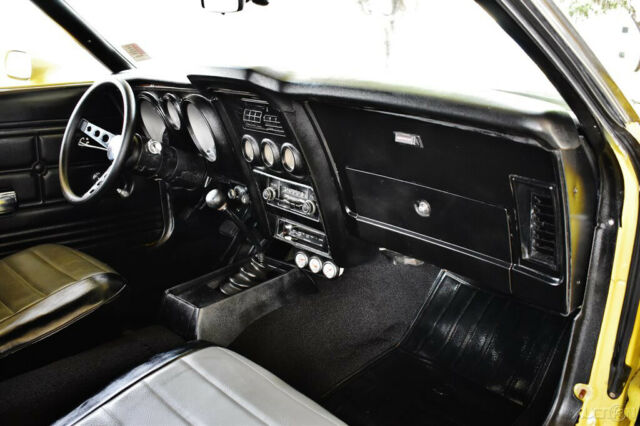 1973 Yellow Ford Mustang Coupe