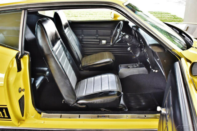 1973 Yellow Ford Mustang Coupe