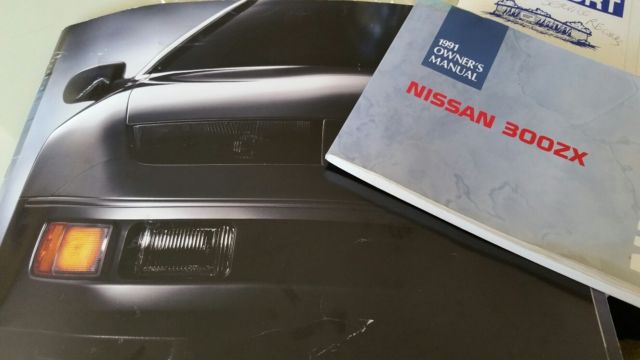 1991 Silver Nissan 300ZX Coupe