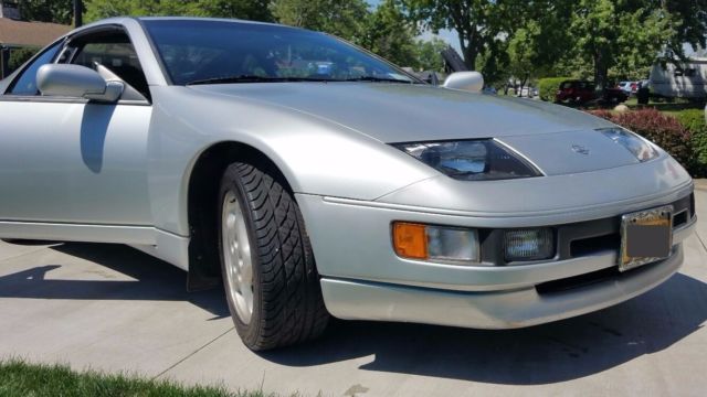 1991 Silver Nissan 300ZX Coupe