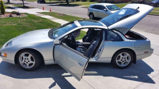 1991 Silver Nissan 300ZX Coupe