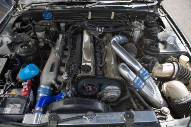 1992 Gray Nissan GT-R Sport