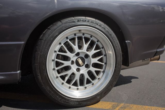 1992 Gray Nissan GT-R Sport