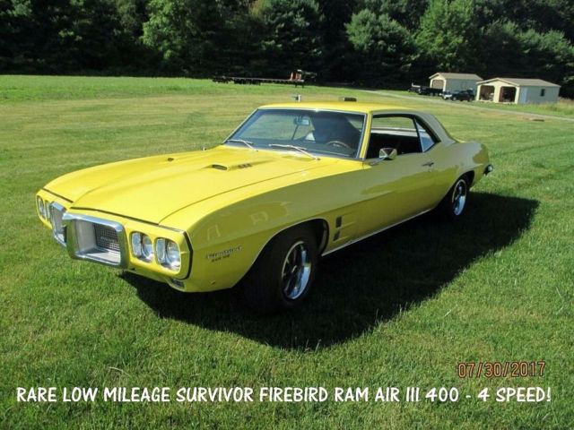 1969 Yellow Pontiac Firebird