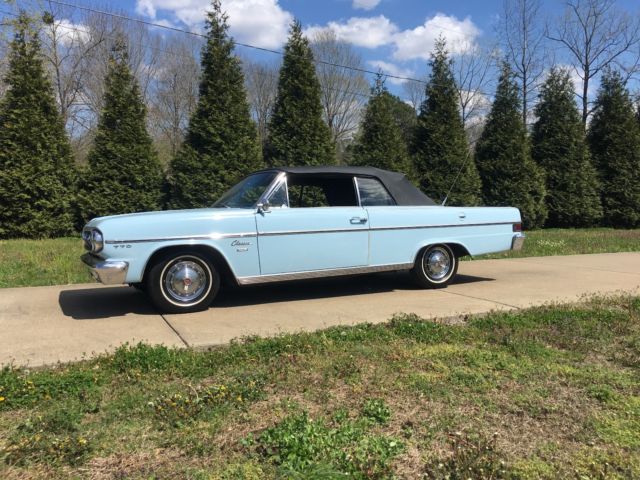 1965 baby blue AMC classic 770 vert