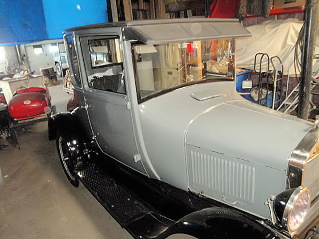 1927 grey Ford Model T