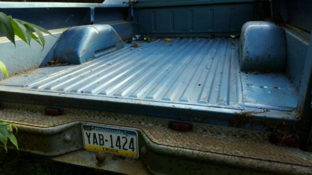 1971 Blue Ford F-250 Standard Cab Pickup