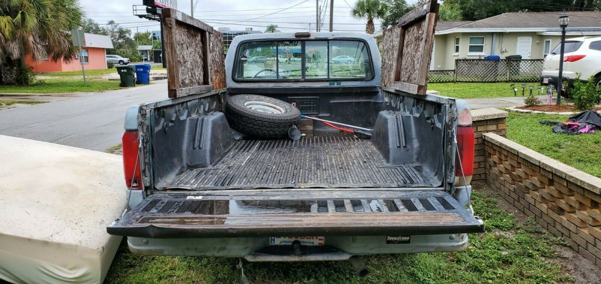1989 Gray Ford F-150