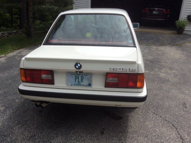 1990 White BMW 3-Series Coupe