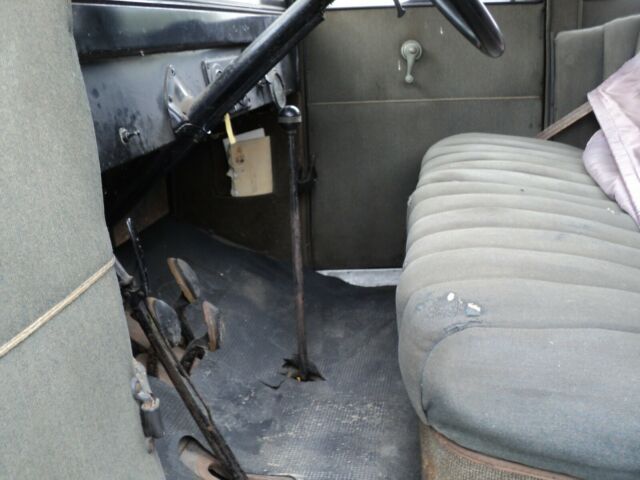 1924 Black Ford Model T Sedan